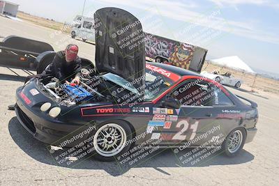 media/May-31-2025-CalClub SCCA (Sat) [[2c1a04e1ee]]/Around the Pits/